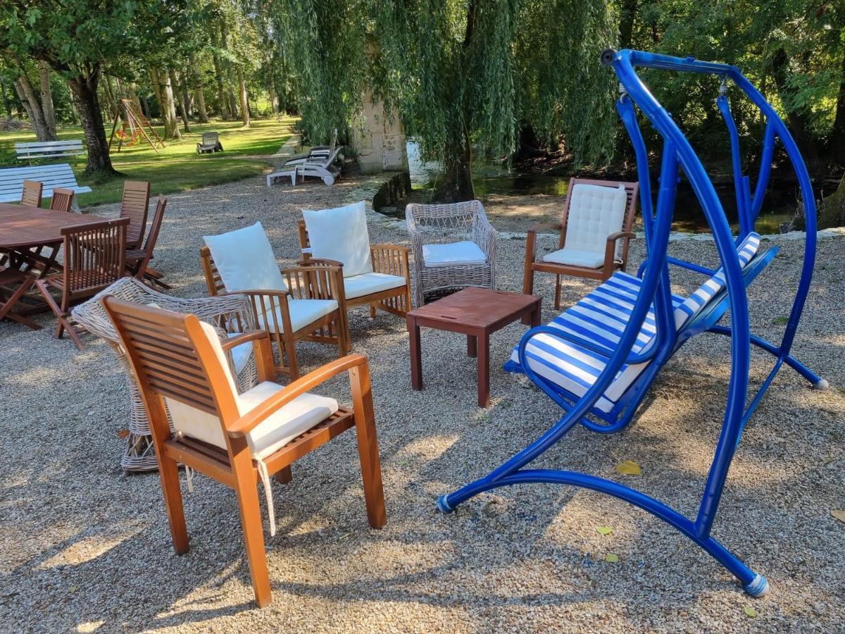 Villa moulin de giroir à Migné-Auxances Extérieur photo