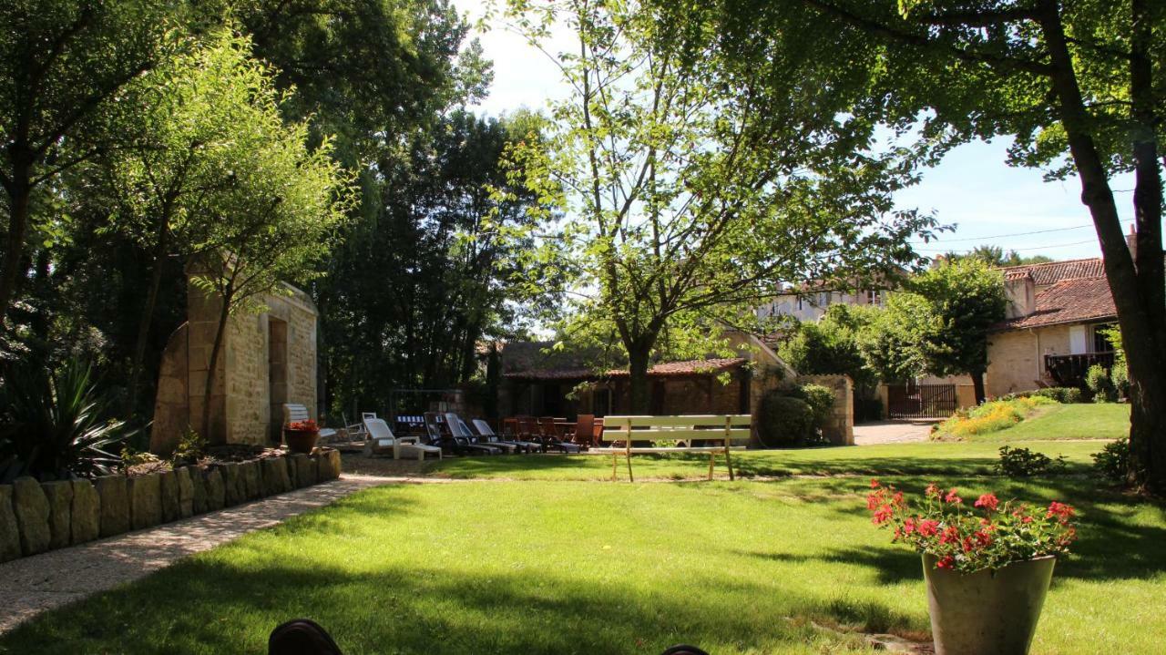 Villa moulin de giroir à Migné-Auxances Extérieur photo